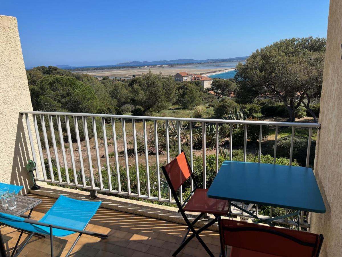 Appartement Hyeres - Costebelle Duplex Vue Mer Balcon Residence Privee Parking - Marie Caroline Bagian luar foto