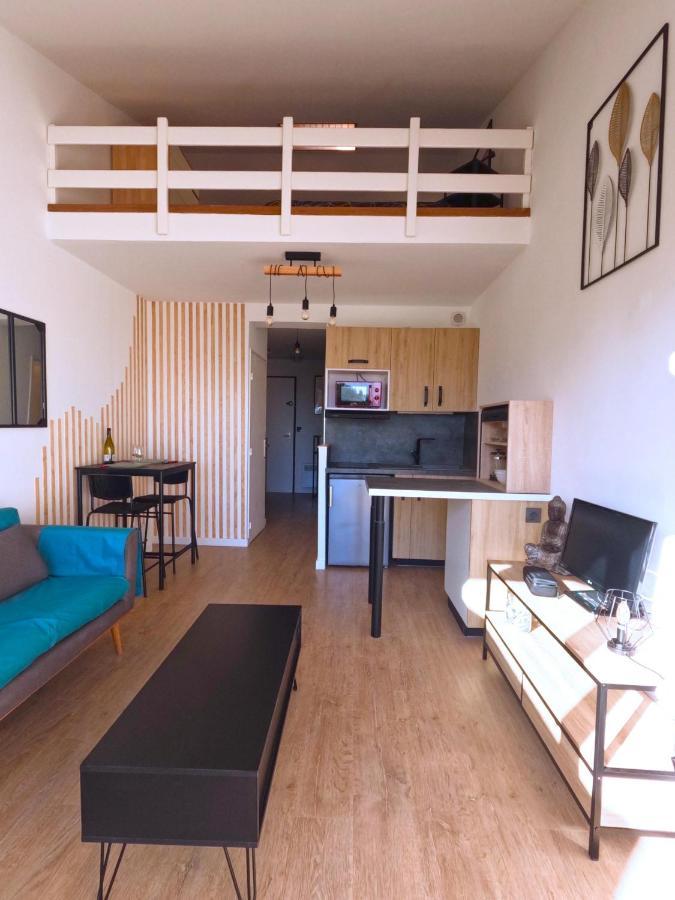Appartement Hyeres - Costebelle Duplex Vue Mer Balcon Residence Privee Parking - Marie Caroline Bagian luar foto