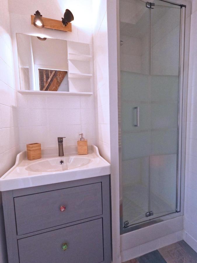 Appartement Hyeres - Costebelle Duplex Vue Mer Balcon Residence Privee Parking - Marie Caroline Bagian luar foto
